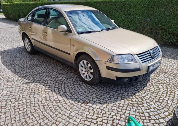 lubuskie Volkswagen Passat cena 6000 przebieg: 328600, rok produkcji 2000 z Szprotawa